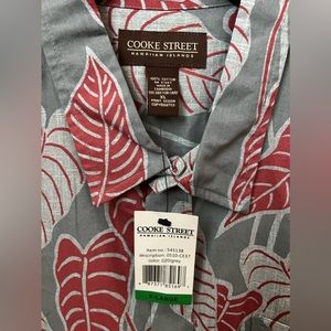 NWT Men’s Aloha shirt XL. Colors are grey and maroon.